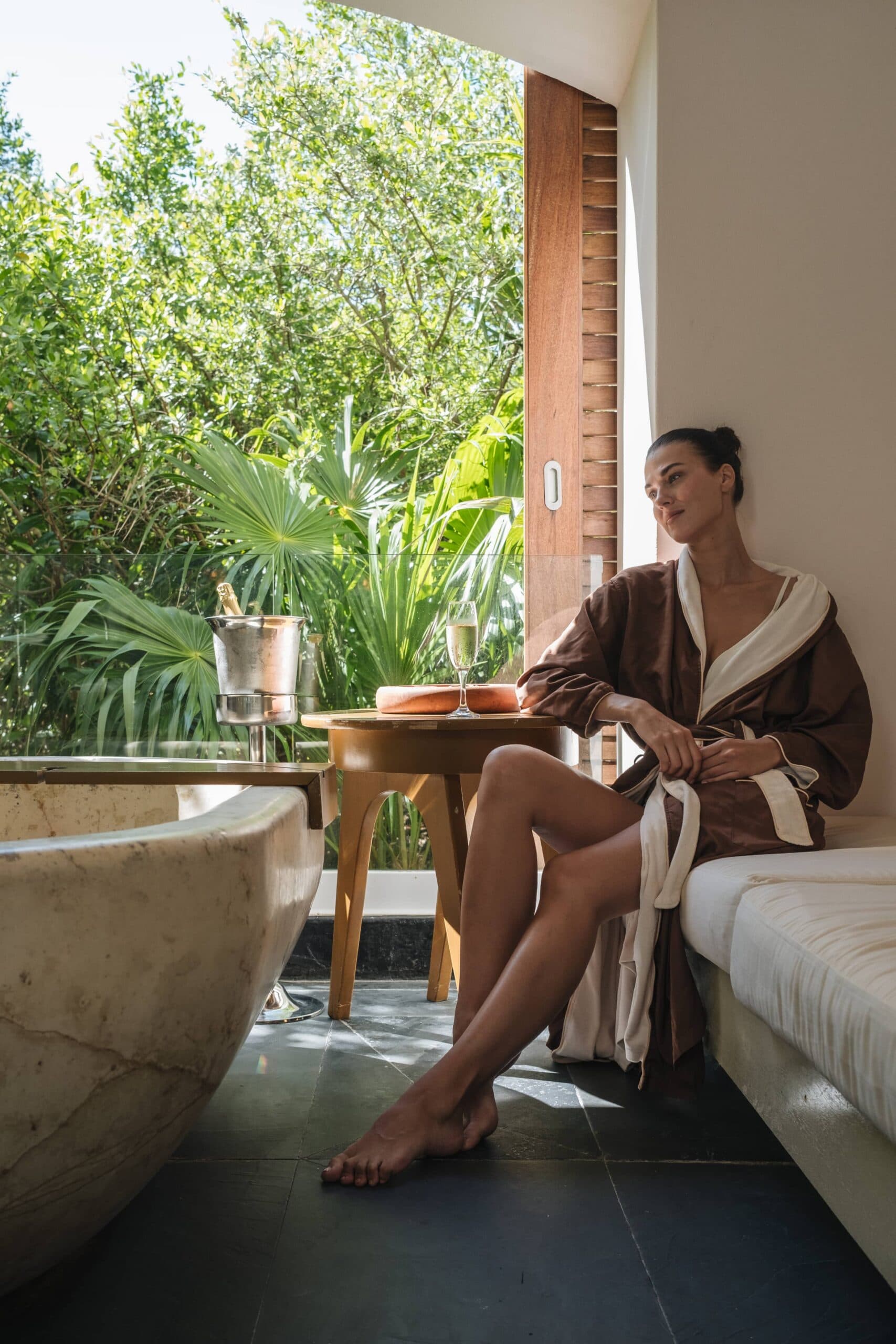 Esencia Wellness Spa Cabin
