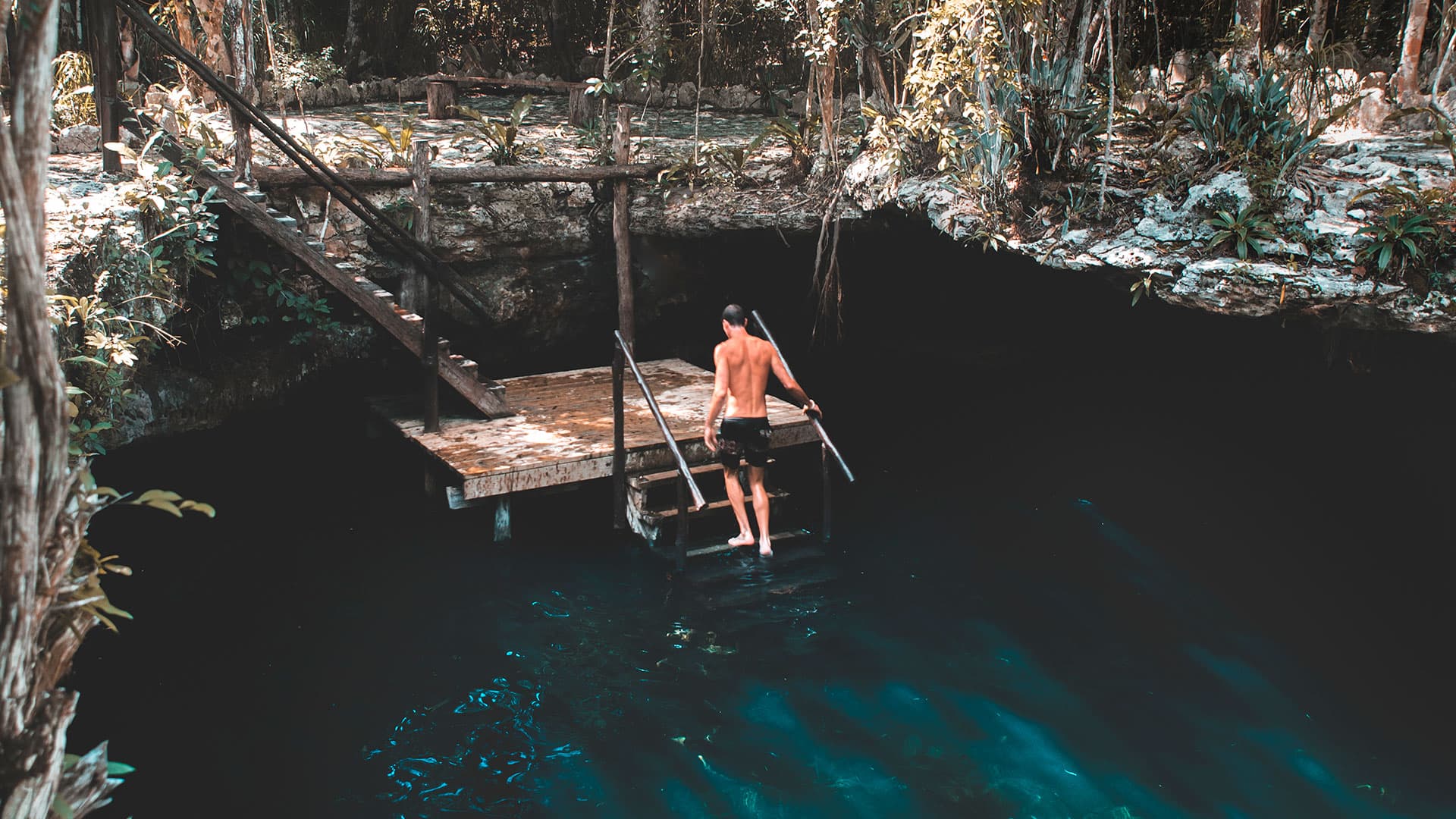 Local Insight Local Host UNICO 20° 87° Riviera Maya