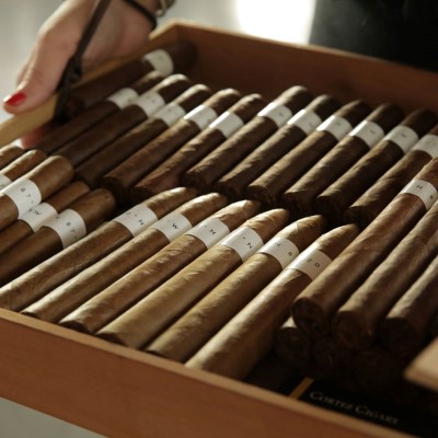 Hand-rolled cigars
