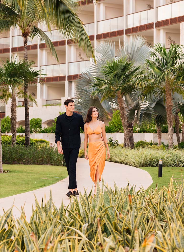 Book Transportation UNICO Hotel Riviera Maya